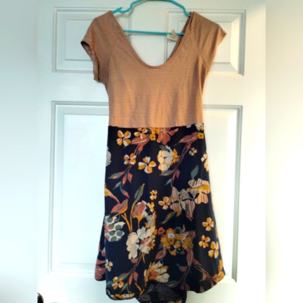 PACT cross back two tone dress large